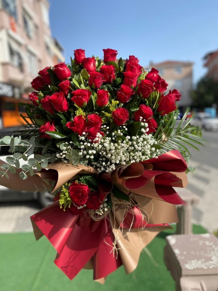 50'LI KIRMIZI G&Uuml;L BUKET